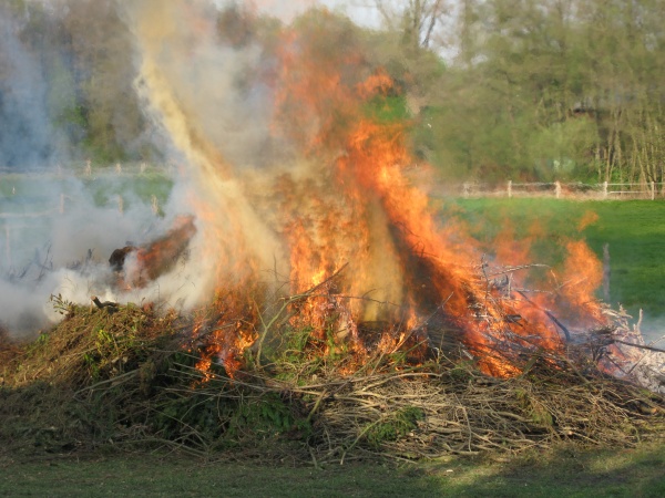 Osterfeuer2011
