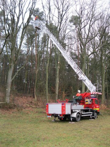 Drehleiterausbildung der FF Amelinghausen