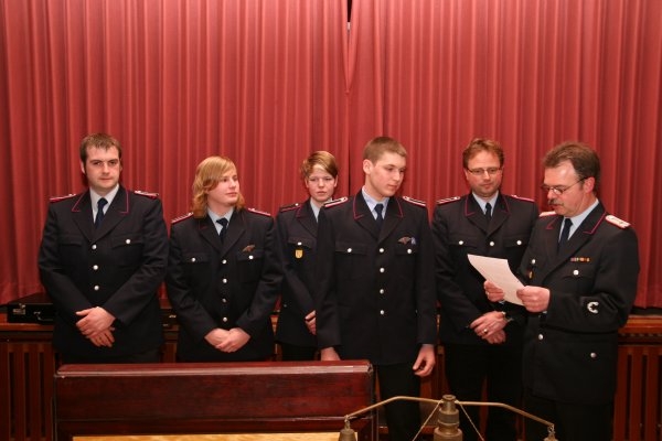 Ehrungen und Beförderungen Ehrungen und Beförderungen