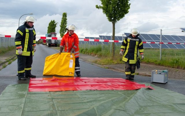 Gefahrgutzugübung in Ebstorf Gefahrgutzugübung in Ebstorf
