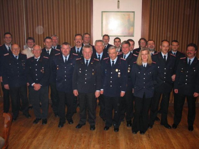 Gruppenfoto Jahreshauptversammlung 2005 Gruppenfoto Jahreshauptversammlung 2005