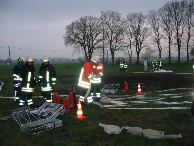 Gefahrgutübung in Wriedel