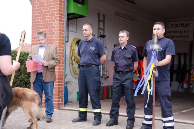 Feuerwehr übernimmt die Fackel Feuerwehr übernimmt die Fackel