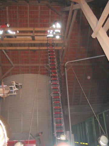 Übung mit der FF Munster Übung mit der FF Munster