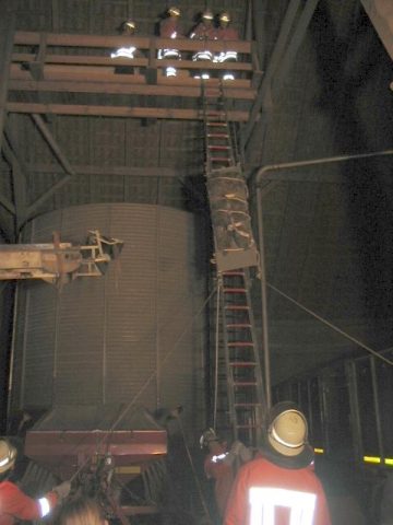 Übung mit der FF Munster Übung mit der FF Munster