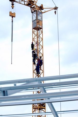 Absturzsicherung über am Baukran in Wriedel Absturzsicherung über am Baukran in Wriedel
