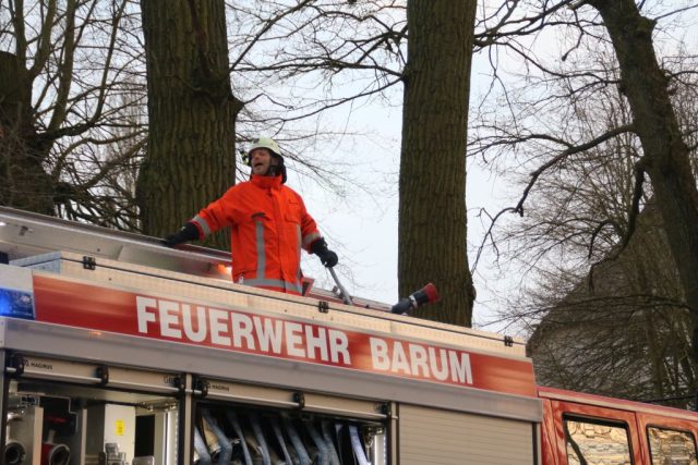 Einsatzübung des 2. Fachzug Nord der Kreisfeuerwehrbereitschaft Einsatzübung des 2. Fachzug Nord der Kreisfeuerwehrbereitschaft