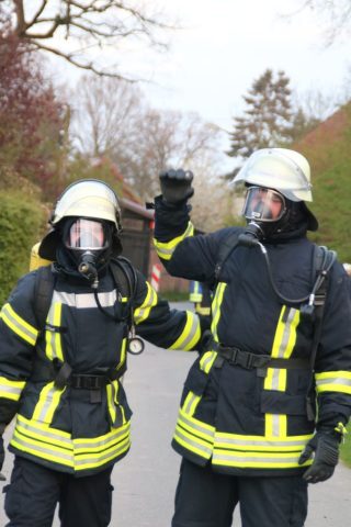 Einsatzübung des 2. Fachzug Nord der Kreisfeuerwehrbereitschaft Einsatzübung des 2. Fachzug Nord der Kreisfeuerwehrbereitschaft