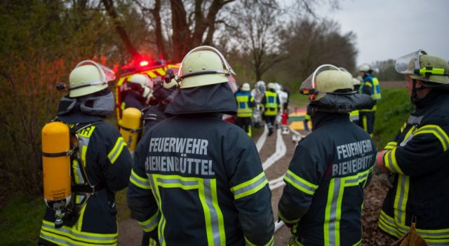 Gefahrgutzug Nord - Übung in Ebstorf Gefahrgutzug Nord - Übung in Ebstorf