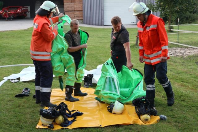 Übung Gefahrgutzug in Brockhöfe Übung Gefahrgutzug in Brockhöfe