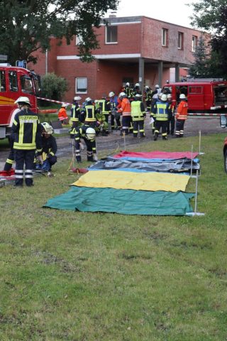 Übung Gefahrgutzug in Brockhöfe Übung Gefahrgutzug in Brockhöfe