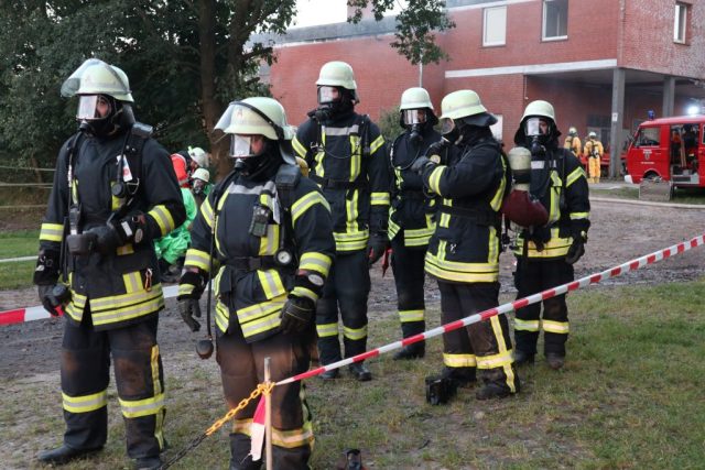 Übung Gefahrgutzug in Brockhöfe Übung Gefahrgutzug in Brockhöfe
