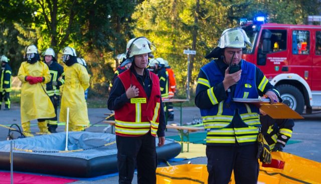 Alarm Übung Gefahrgutzug Nord in Barum Alarm Übung Gefahrgutzug Nord in Barum