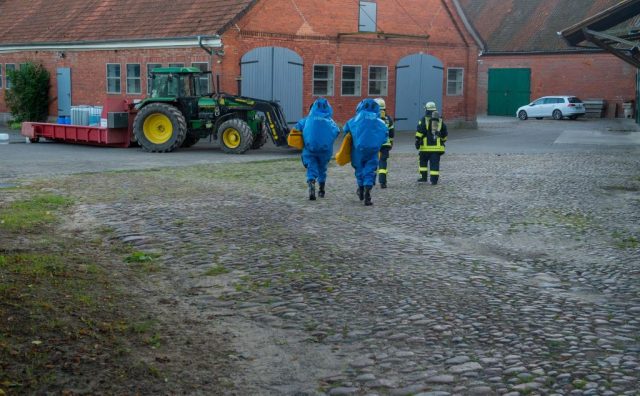 Alarm Übung Gefahrgutzug Nord in Barum Alarm Übung Gefahrgutzug Nord in Barum