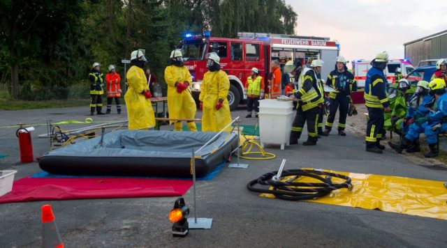 Alarm Übung Gefahrgutzug Nord in Barum Alarm Übung Gefahrgutzug Nord in Barum