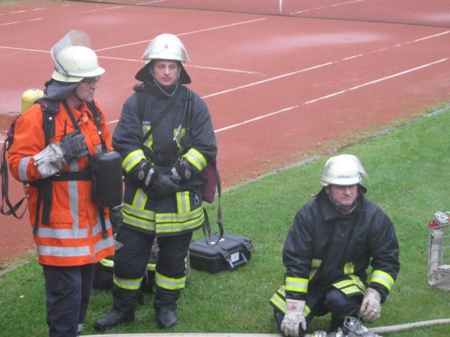 Einsatzübung der II Gruppe beim Tennisclub