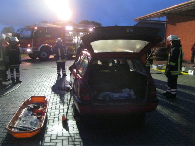 Gruppendienst II Gruppe techn. Hilfeleistung am 08.09.2017 Gruppendienst II Gruppe techn. Hilfeleistung am 08.09.2017