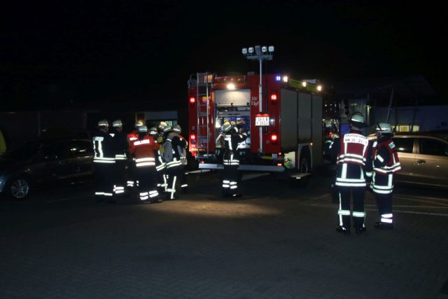 Übung der Ii Gruppe mit der Feuerwehr Munster Übung der Ii Gruppe mit der Feuerwehr Munster