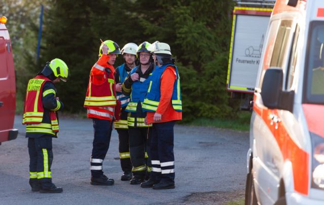 Gefahrgutzug Nord übt in Bienenbüttel Gefahrgutzug Nord übt in Bienenbüttel