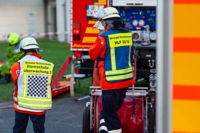 Gefahrgutzug Nord übt in Bienenbüttel Gefahrgutzug Nord übt in Bienenbüttel