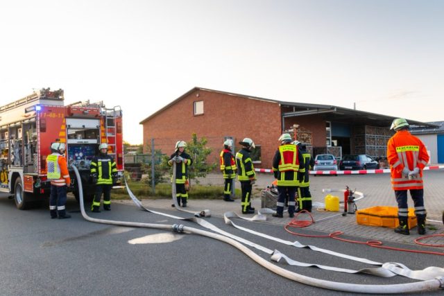 Gefahrgutzug Nord übt in Wriedel Gefahrgutzug Nord übt in Wriedel