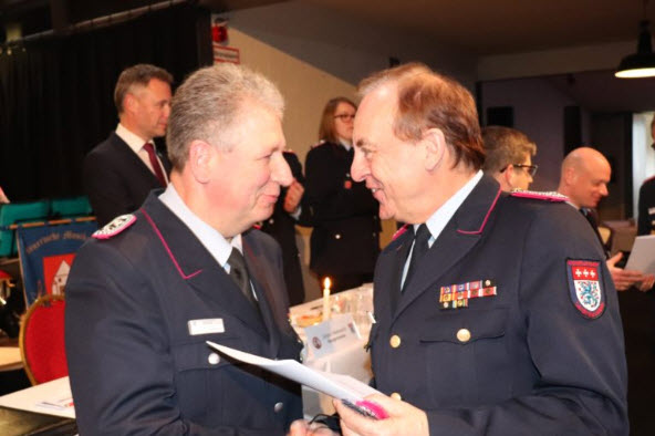 BefJDierksenzumBrandmeister